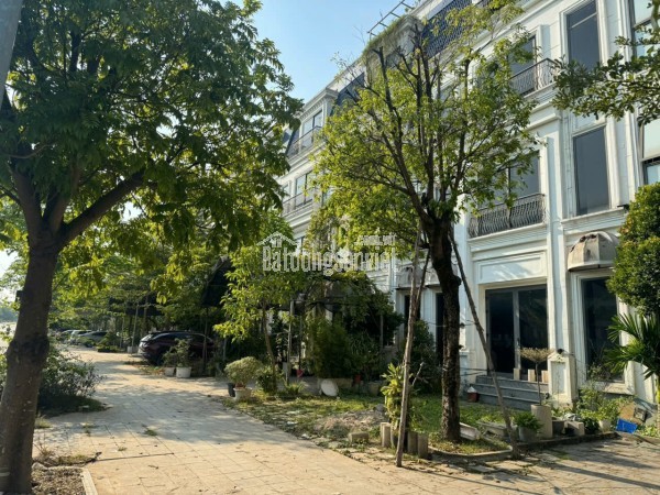 Bán nhà 4 tầng xây thô tại VCI Mountain View, 8,5 tỷ, 117m2, mặt tiền 6,5m