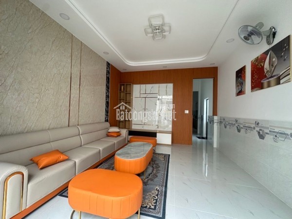 NHÀ HẺM XE HƠI NGUYỄN THỊ ĐẶNG  77M2  NỞ HẬU 5M  4.X TỶ