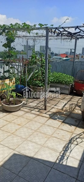 Bán nhà đường  357, Phước Long B, Q9, Thủ Đức, TP HCM. DT 100,2 m2, 3 tầng, sổ hồng. Giá 14.9 tỷ