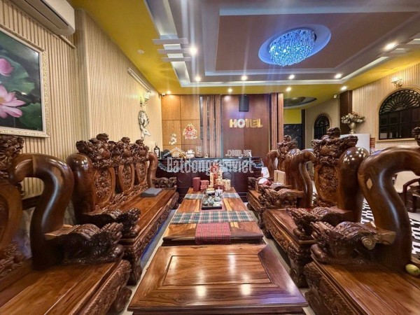 KHÁCH SẠN CAO CẤP - 38 tỷ TL - DÒNG TIỀN 2,2 tỷ/năm - 2 MẶT TIỀN TRƯỚC SAU