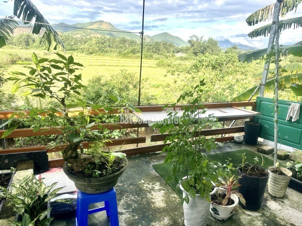 800 triệu - nhà giấy tờ 3 lá - mặt tiền đường 10,5m xã Bà Nà