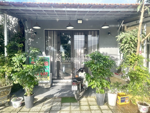 800 triệu - nhà giấy tờ 3 lá - mặt tiền đường 10,5m xã Bà Nà