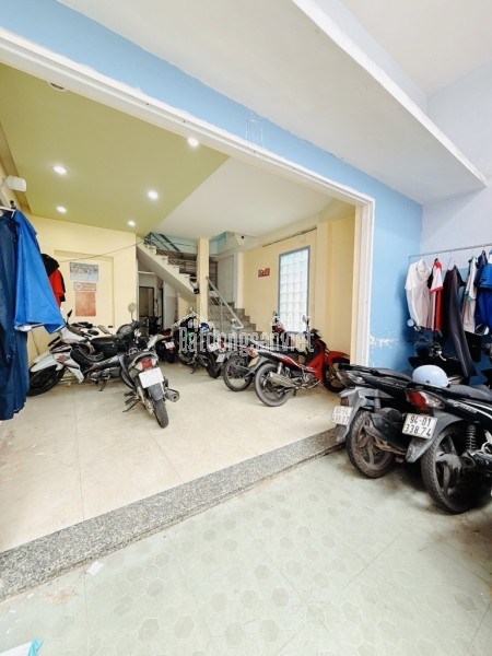 Chủ giảm 600 triệu bán nhanh nhà 4 tầng Lê Quang Định Bình Thạnh