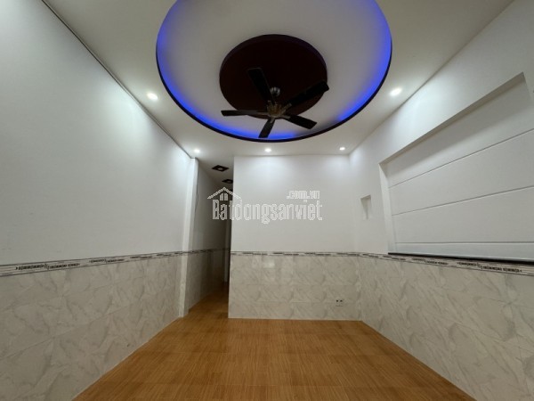 Bán nhà hẻm đường số 9, Phường Trường Thọ, Thủ Đức, TP HCM. DT 80m2, cấp 4,  giá 5,05  tỷ.