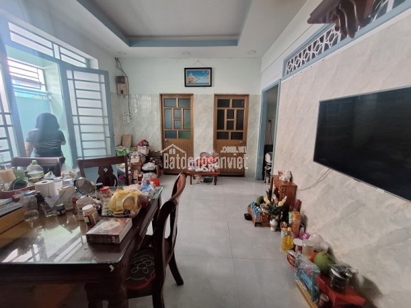 Bán nhà đường số 27, Hiệp Bình Chánh, Thủ Đức, TP HCM. DT 380m2, 2 tầng. Giá 17.9 tỷ.