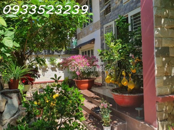 Xây mới 100% - khu phân lô đồng bộ - DT 4 x 13.7 nở hậu nhẹ - HXH tới cửa - 4 tầng - 4PN - full NT