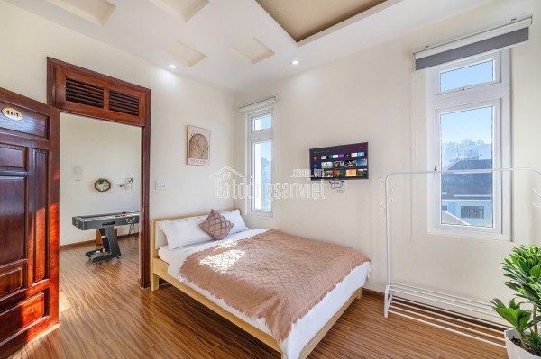 Cho thuê villa 6 phòng ngủ đường Hùng Vương phường 9 Đà Lạt 20 triệu