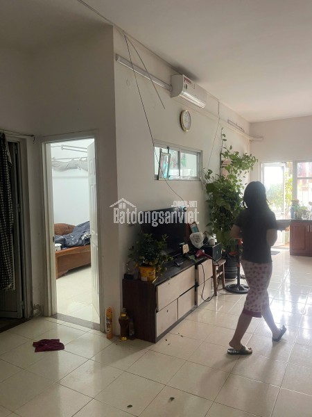 Cần bán căn hộ chung cư tại khu chung cư Công an Hoàng Mai, phường Vĩnh Hưng, quận Hoàng Mai, Hà