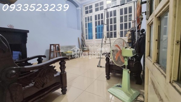 Nhà phố HXT 479/48 Phan Văn Trị P5 (5m x 12m) 2 Lầu ST giá 9.2 Tỷ đối diện TTTM Emart Gò Vấp