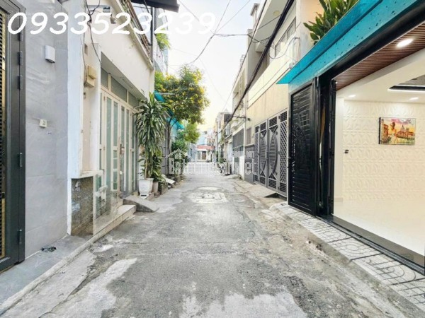 Giảm 200 triệu - có gara ô tô - 5 tầng lầu - đường Số 3 - Nguyễn Văn Khối 4 phòng ngủ toilet riêng