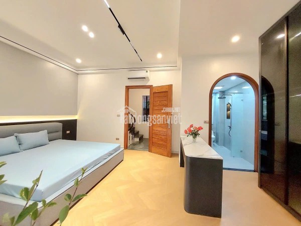 NHÀ DÒNG TIỀN SIÊU HIẾM - PHỐ THỊNH QUANG - 12 CĂN HỘ DV FULL ĐỒ - DOANH THU 90TR/TH - NHÀ MỚI