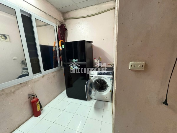 Chính chủ cho thuê căn hộ tập thể tầng 4 tại ngõ 35 Kim Mã Thượng, phường Cống Vị, quận Ba Đình,