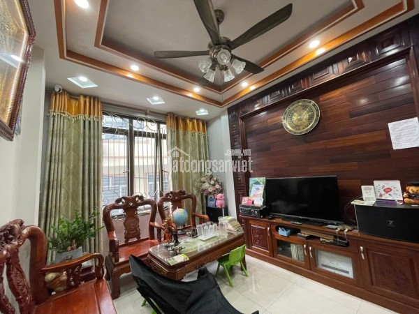 Bán nhà 5 TẦNG  phố Bà triệu Hà Đông 40 m 5 tầng ô tô tránh nhau nhà đẹp 12 tỷ