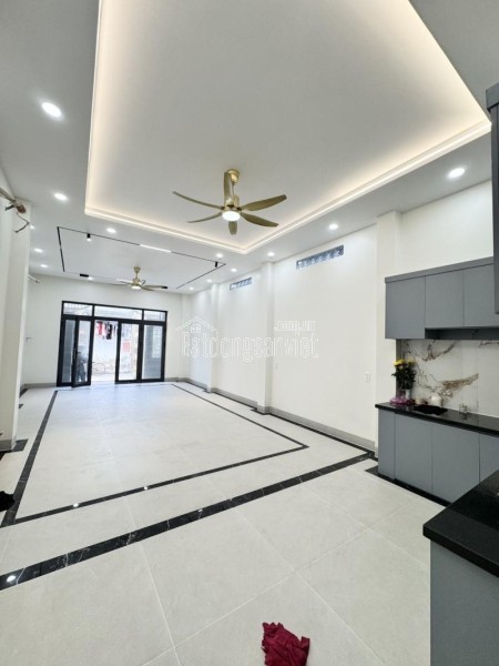 Nhà mới 2 tầng- Hẻm xe hơi gần trường học Tam Bình - Tô Ngọc Vân, 6.7 x 15m - 8 tỷ (TL)