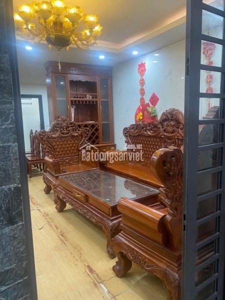 Chính chủ cho thuê nhà mặt đất 100m² full nội thất – ngõ 464 Âu Cơ, ô tô đỗ cửa – Giá 12tr/tháng