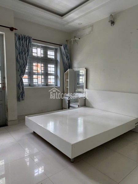 Bán Nhà Mới 100%, Lạc Long Quân P. Hòa Bình, 2 MT HXH 9.2 TỶ