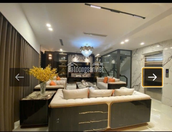 Chỉ 22 tỷ có ngay nhà Việt Hưng mặt tiền 8m, dt 61m.