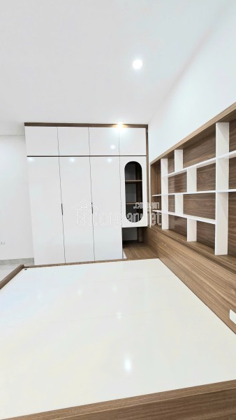 Bán nhà phố Phan Đình Giót - Hà Đông 5 tầng thang máy 7,7 tỷ