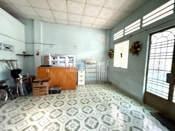 Bán nhà 96m2 (6x16m) gần trường học các cấp- Bệnh viện Thủ Đức  giá 4.2 tỷ