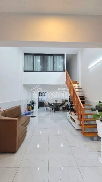 Ngay đường Nguyễn Cửu Đàm, Tân Sơn Nhì, khu VIP biệt thự