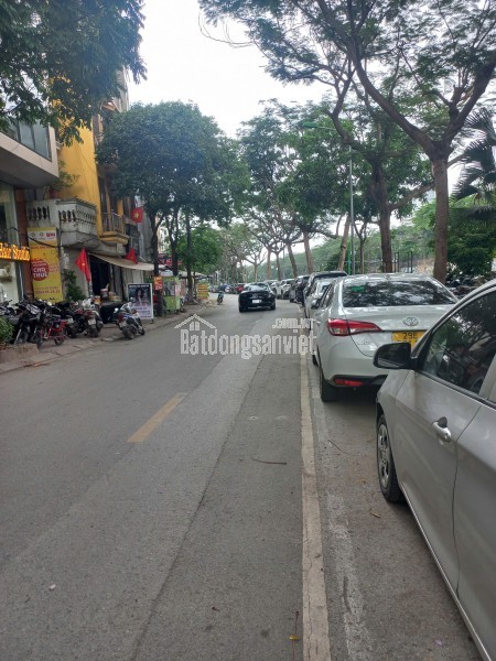 Bán tòa nhà văn phòng khu đấu giá 3ha phố Đức Diễn cách Hồ 50m