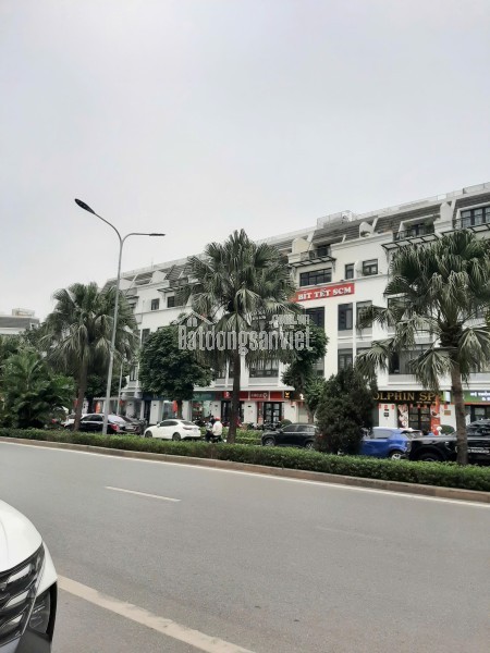 Bán tòa nhà văn phòng khu đấu giá 3ha phố Đức Diễn cách Hồ 50m