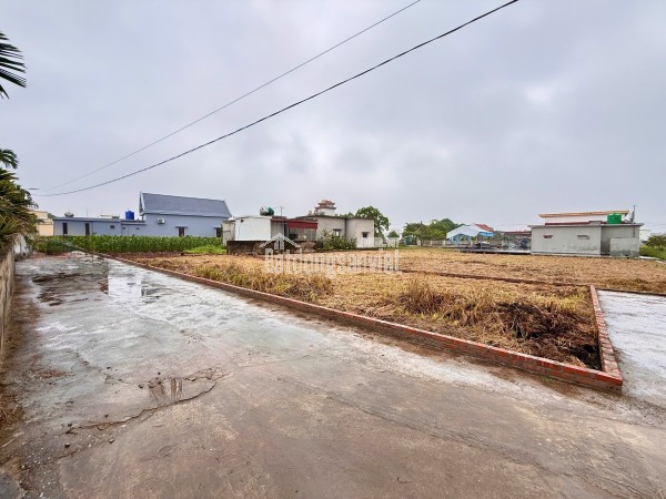 Đất ba vì view núi tản ngay sát khu du lịch hồ suối hai chỉ từ hơn 1 tỷ