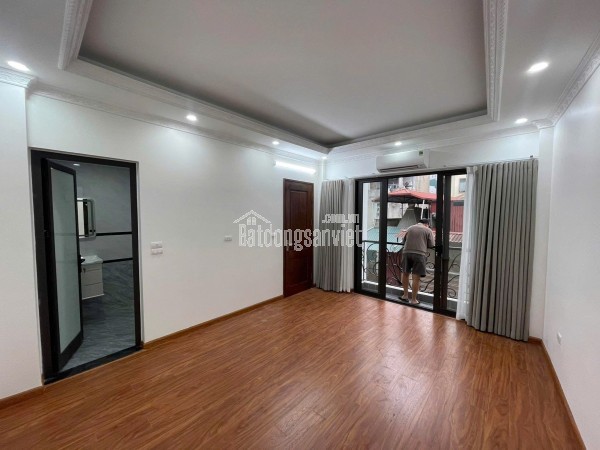 Bán nhà mặt phố Nguyễn Chánh, Tú Mỡ, Nam Trung Yên