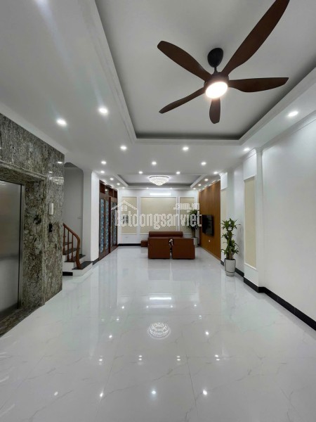 Bán nhà mặt phố Nguyễn Chánh, Tú Mỡ, Nam Trung Yên