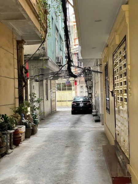 Bán nhà Hoàng Cầu, Đống Đa, ô tô lừi tận cửa, kinh doanh, 43m, 5 tầng, mt 3.7m, 14.5 tỷ