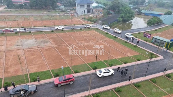 Cần tiền mua chung cư tôi muốn bán lô đất 100m2 ngay QL21 mặt tiền 5,02m rẻ hơn thị trường 300tr.