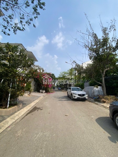 Bán biệt thự 240m2 Đặng Thùy Trâm, Bình Thạnh, 30.9 tỷ, Gần sông. 4 tầng