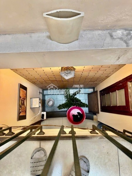 Bán nhà phân lô Trần Quang Diệu, Đống Đa, ô tô thông, dân trí cao, 40m, 4 tầng, 13.7 tỷ