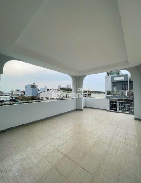 Phường Tân Tạo, Bình Chánh , 3 Tầng, Hẻm xe hơi, Giá nhỉnh 5T