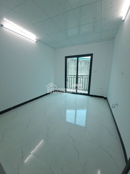 🏡 Bán nhà mặt đường Vĩnh Ninh Thanh Trì – 50m² – 5 tầng – ô tô tránh – kinh doanh tốt – 15 tỷ