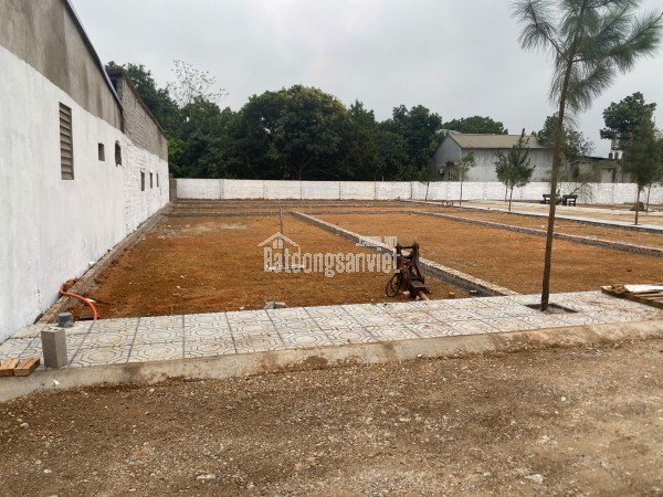 Chính chủ bán đất đẹp , Vĩnh Lộc, Tx Sơn Tây, Ba bước ra QL 21(80m), 126 m2, Giá 22 tr/m2 tỷ.