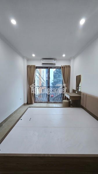 BÁN NHÀ GẦN PHỐ QUANG TRUNG – HÀ ĐÔNG – CĂN GÓC 3 MẶT THOÁNG – NHÀ ĐẸP Ở NGAY –  6,5 tỷ