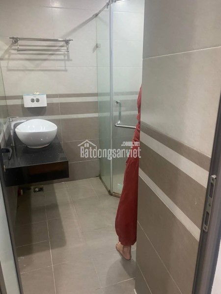 Cho thuê nhà làm văn phòng số 1 Trần Điền – 3 tầng + lửng, thang máy, PCCC đầy đủ – 30tr/th