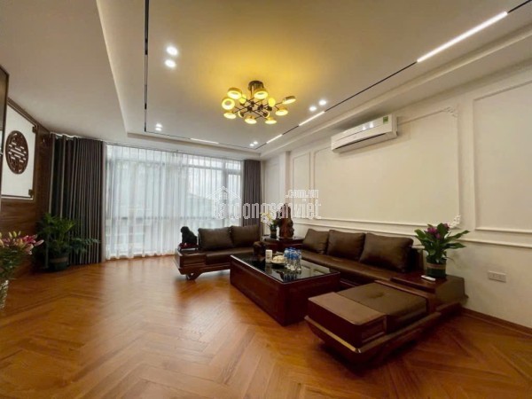 Bán nhà phố Ngọc Lâm 6 tầng thang máy ô tô vào nhà