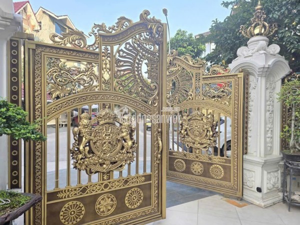 BÁN NHÀ LONG BIÊN THANG MÁY 4 NGỦ Ô TÔ BỒ ĐỀ