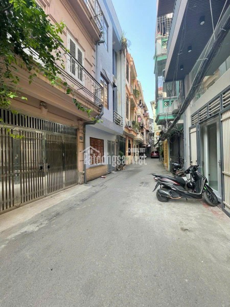 Bán nhà 6 tầng thang máy, phố Tây Sơn, Đống Đa, ô tô đỗ cửa, 44m, mặt tiền 5m, 14.8 tỷ