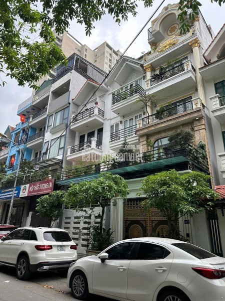 Bán nhà 6 tầng thang máy, phố Tây Sơn, Đống Đa, ô tô đỗ cửa, 44m, mặt tiền 5m, 14.8 tỷ
