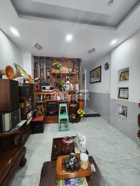 Cần Bán nhà 4 Tầng Trung tâm Quận 7, hẻm xe tải.