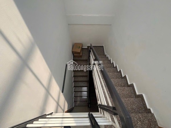 HẺM XE HƠI THÔNG LÊ VĂN LƯƠNG VỚI BẾ VĂN CẤM - 12TỶ NHỈNH