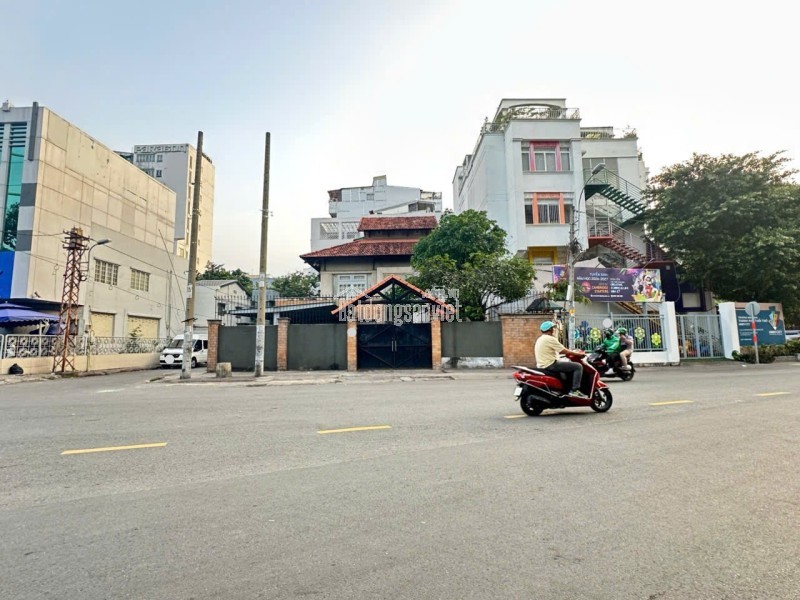 TÀI SẢN HIẾM BIỆT THỰ 2 MẶT TIỀN KHU VIP PHÚ THỌ, QUẬN 11