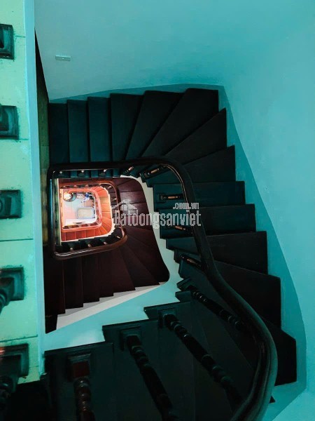 CẦN THANH KHOẢN GẤP, TOÀ NHÀ 4 TẦNG MẶT PHỐ VƯƠNG THỪA VŨ