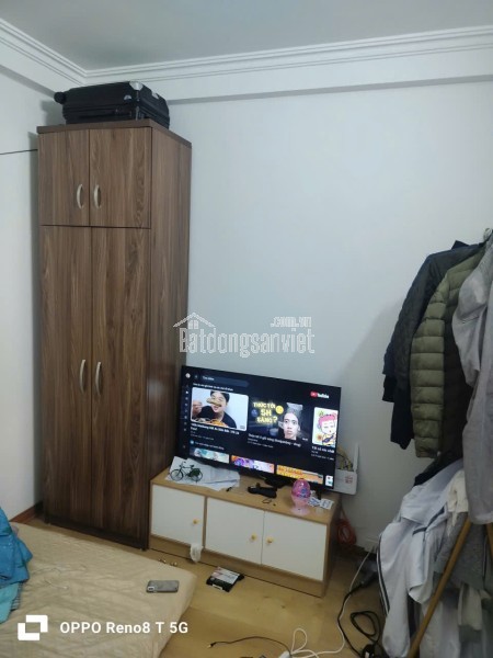 Cho thuê nhà nguyên căn tại phố Tân Ấp, phường Phúc Xá, quận Ba Đình, Hà Nội.