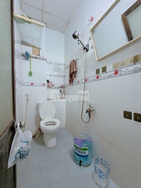 bán nhà lâm văn bền Q7 tân hưng 
Ngang 3.7 x12 đúc BÊ TÔNG HƠN  3 Đ