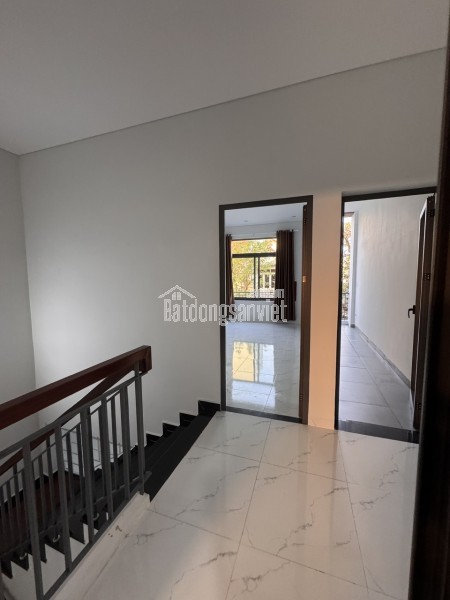 Cho thuê nhà nguyên căn mới - Mặt tiền đường Nguyễn Phước Nguyên - Phường An Khê - Đà Nẵng.