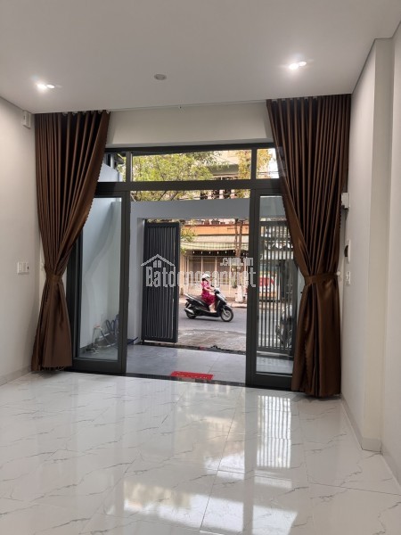 Cho thuê nhà nguyên căn mới - Mặt tiền đường Nguyễn Phước Nguyên - Phường An Khê - Đà Nẵng.